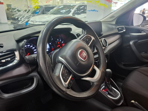 Fiat Cronos 1.8 E.TORQ FLEX PRECISION AT6
