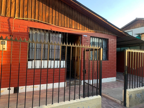 Se Vende Amplia Y Acogedora Casa Ubicada Maipú