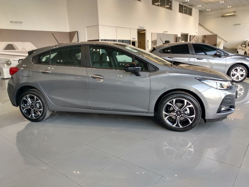 Imagen 16 de 23 de Chevrolet Cruze 5 1.4t Rs At 5p 255