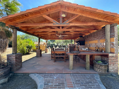 Casa Chilena De 1 Piso En Algarrobos De Batuco
