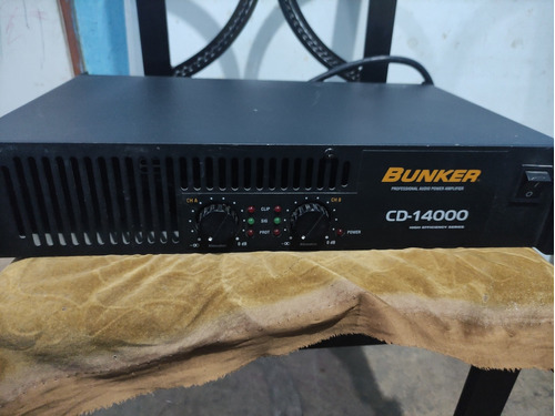 Amplificador Búnker 14000