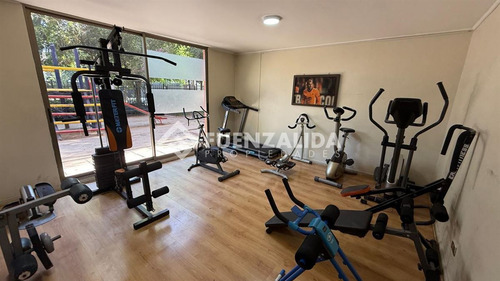 Departamento En Venta De 2 Dorm. En Macul