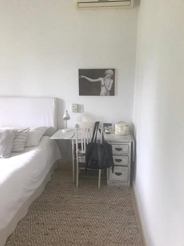 Casa Estilo Campo De Dormitorios 2 En Suite. Parrilla, Piscina. Garaje Para 2 Autos. La Escondida
