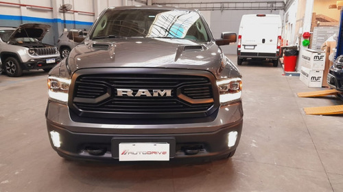 Imagen 23 de 25 de Ram 1500 Laramie 5.7 V8 At8 2022