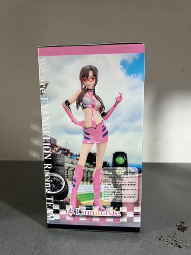 Luminasta Evangelion Racing Mari Makinami Pit Walk