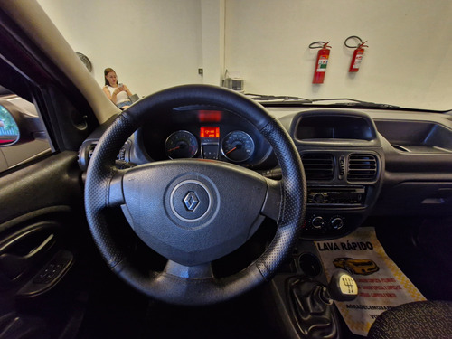 Renault Clio 1.0 16v Expression Hi-power 5p