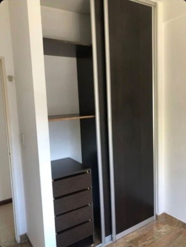 Imagen 13 de 14 de Departamento En Venta En Castelar Norte