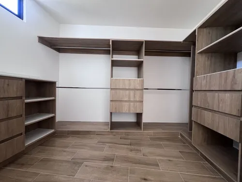 Casa Nueva En Condesa Juriquilla Gran Jardín Y Estudio