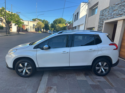 Peugeot 2008 1.6 Thp Sport