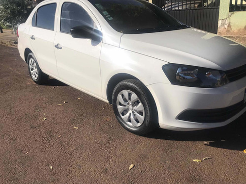 Imagem 1 de 3 de Volkswagen Voyage 2015 1.0 Trendline Total Flex 4p