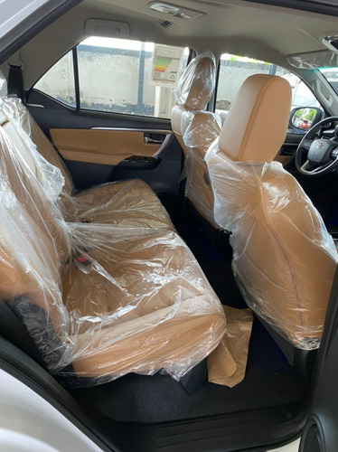 Imagen 7 de 12 de Toyota Fortuner