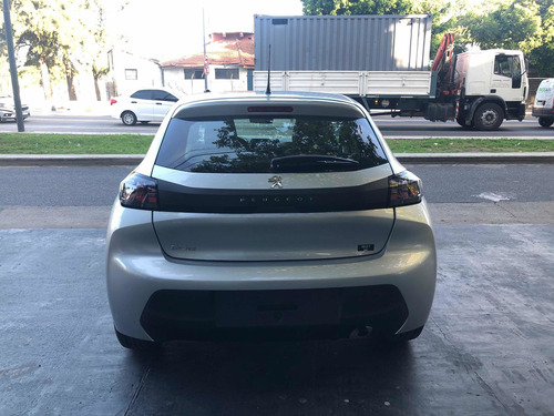 Peugeot 208 2021 1.2 Like