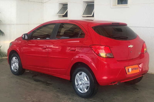 Imagem 3 de 11 de Chevrolet Onix 1.0 Mt Lt 2015
