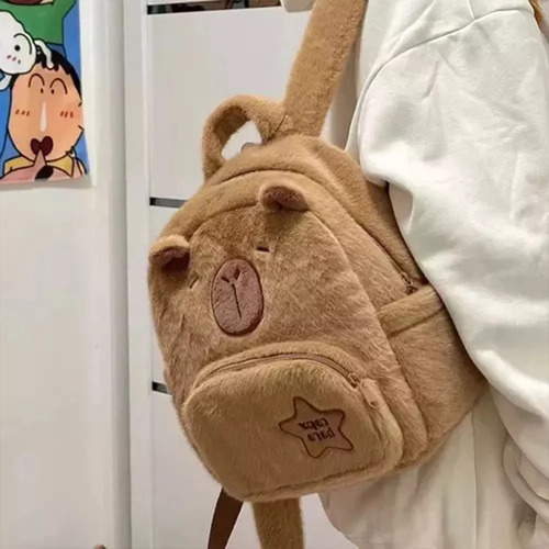 Linda Mochila De Peluche Para Muñecas Capibara