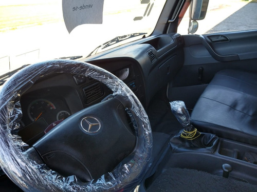 Mercedes-bens Accelo 815