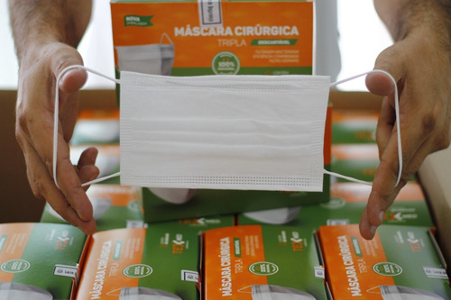 Imagem 6 de 7 de Máscara Descartável Tripla Camada Clip Nasal Anvisa 50 Un