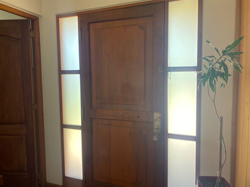 Casa En Venta De 4 Dorm. En Isla De Maipo