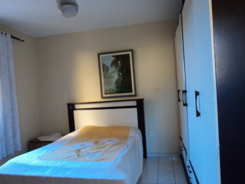 Casa Para Aluguel, 5 Dormitórios, Cavaleiros - Macaé - 1088