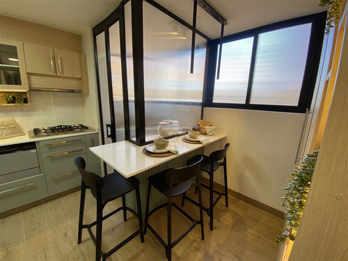 Departamento En Venta De 2 Dorm. En Las Condes