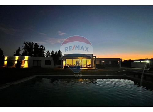 Se Vende Hermosa Casa En Calera De Tango