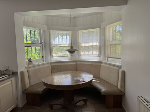 Excelente Chalet 4 Amb. Estilo Inglés En Villa Udaondo