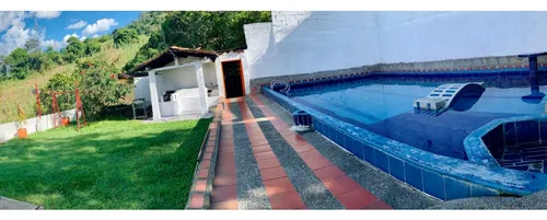 Finca De Recreo En Girardota, Vereda Hatillo. Inversión.