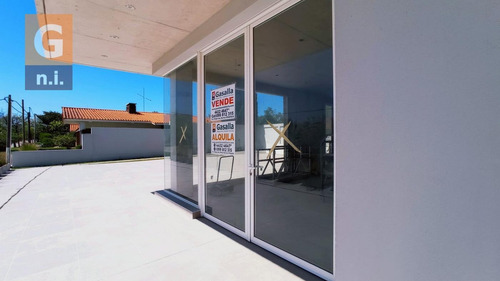 Imagen 3 de 10 de Local Comercial En Piriápolis (beaullieu) Ref. 5900