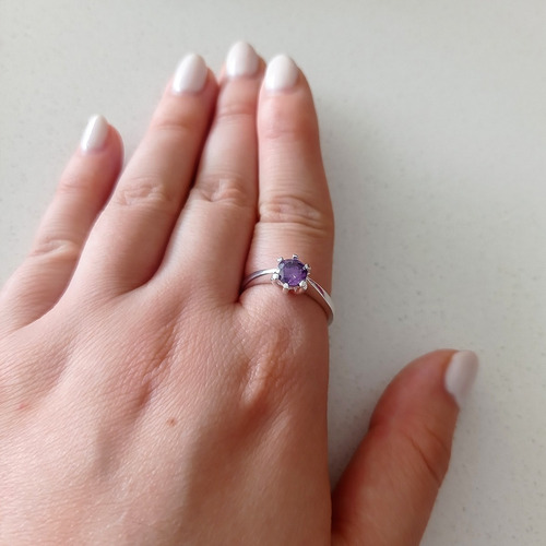 Imagen 4 de 5 de Anillo Plata Italiana 925 Y Circonitas Modelo Moira