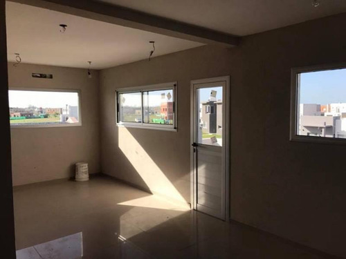 Imagen 12 de 17 de Casa En Venta En San Gabriel, Villanueva, Tigre
