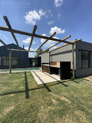 Imagen 29 de 30 de Venta - Excelente Casa Moderna Ubicada En Pilar, Barrio Privado - Bayugar Negocios Inmobiliarios