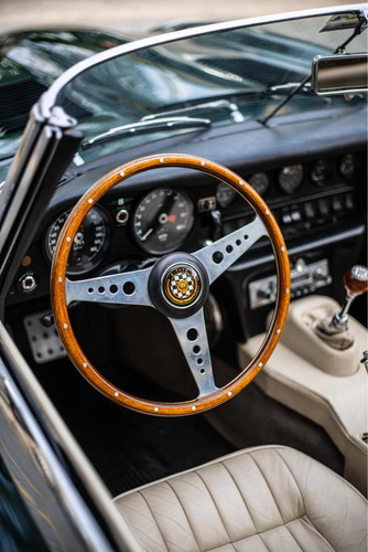 Jaguar E-type