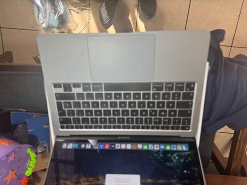 Macbook Air M1 2020 13 Gris Espacial 256gb Ssd - Apple Chip (Usado)