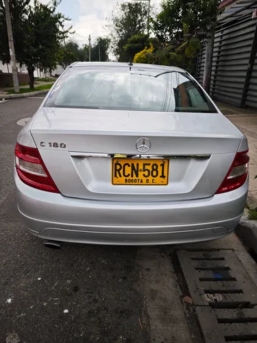 Mercedes-Benz C 180 CGI
