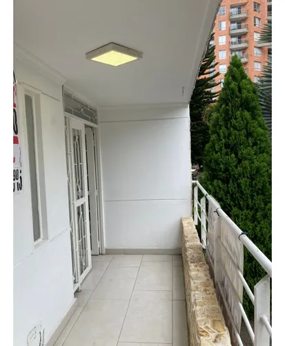 Casa Laureles En Segundo piso Amplia Y Moderna