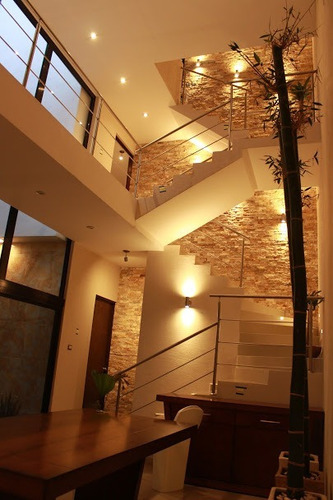 Casa Preciosa En Villa Magna Con Recamara Planta Baja