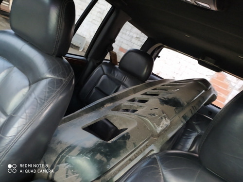 Imagen 5 de 8 de Jeep Grand Cherokee 2000 2.5 Laredo