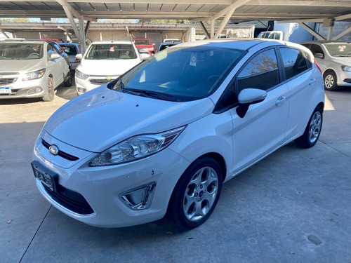 Ford Fiesta Kinetic Design 1.6 5p Titanium 2013