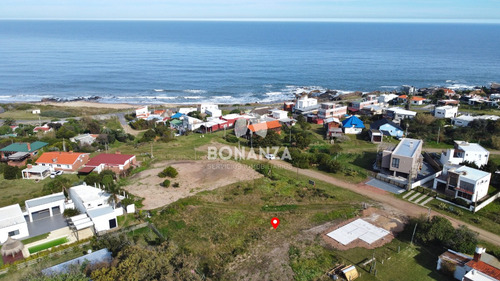 Terreno En Venta En Punta Colorada A 500 Metros De La Playa. Piriápolis. 600 Metros² De Superficie.