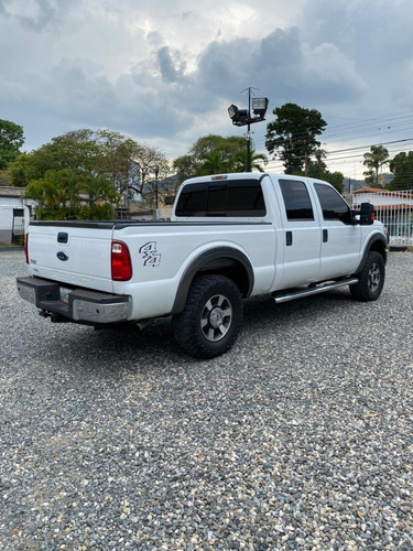Ford Super Duty 2013 Blanca