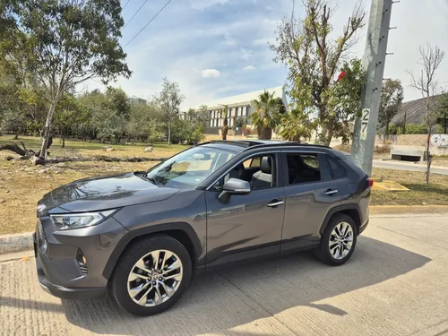 Toyota RAV4 2.5 Limited 4wd At 204 hp