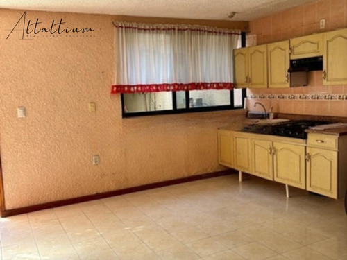Casa En Venta En La Gustavo A. Madero, Cerca De Calz. De Guadalupe. 096- Alc-ru