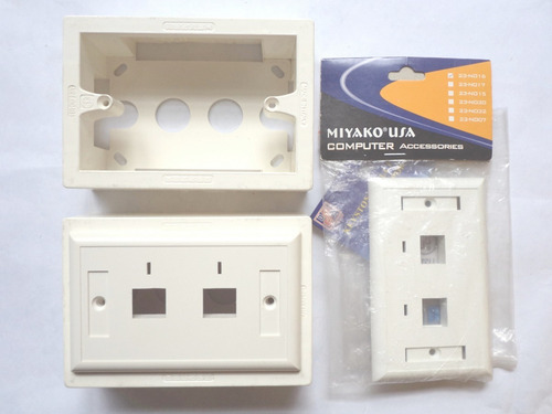 Imagen 1 de 1 de Cajetin Superficial Redes 4x2 Con Faceplate 2 Puertos