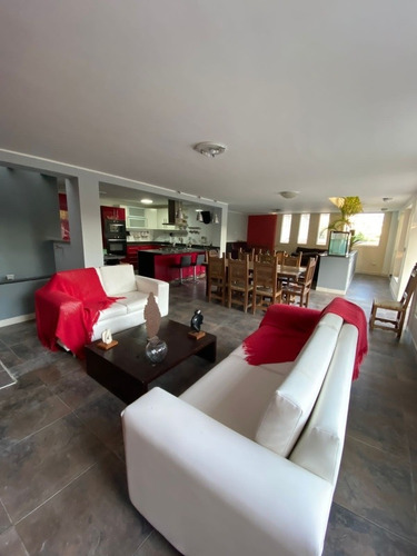Casa Comercial, Residencial, Los Palos Grandes, Alquiler