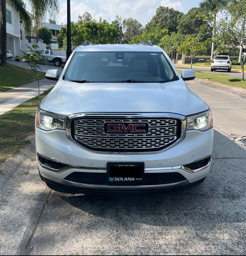 GMC Acadia 3.7 Denali At
