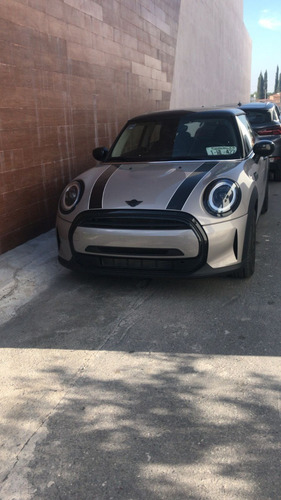 Imagen 3 de 6 de Mini Cooper Classic Aut. 3pts. 1.5ltrs 3cil. Modelo 2022