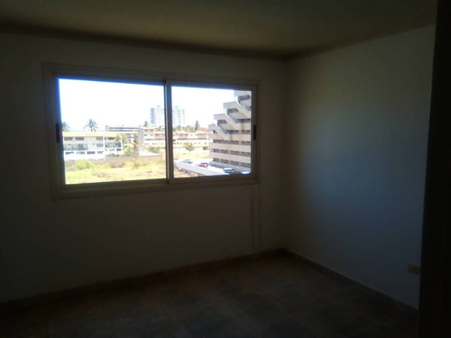 Imagen 10 de 14 de Apartamento En Obra Blanca Res.carenero Costa Azul