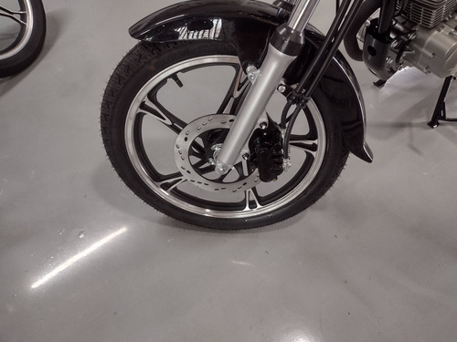 Imagem 5 de 11 de Suzuki 2023 Financia Chopper Road 150