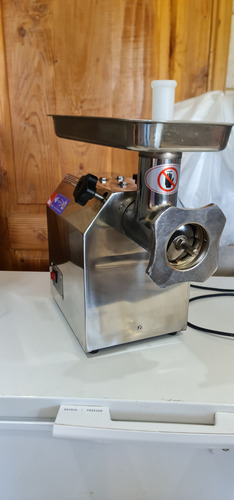 Moledora De Carne 22. 220kg/hora. Modelo: Tt22 Marca: Ita (Usado)