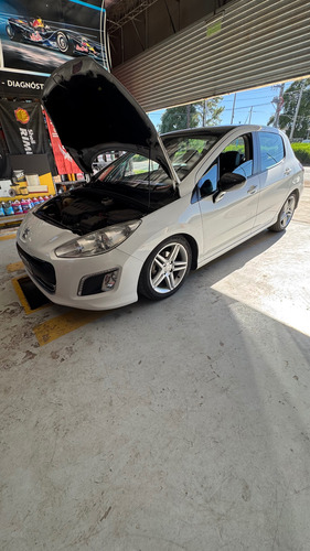 Peugeot 308 2.0 Feline 143cv