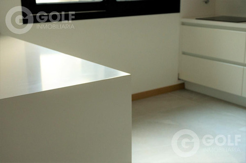 Imagen 9 de 30 de Vendo Apartamento De 3 Dormitorios Y Servicio, Patio. Con Renta. Golf